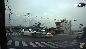 三代同車載孫看病　疑不熟路況遇死劫