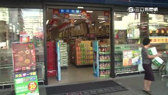 超商偷水果失風　竊賊落網稱「沒錢」