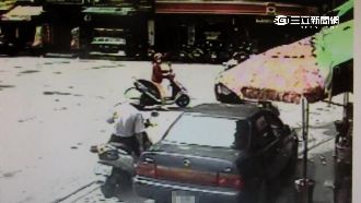 酒駕撞機車逃跑　轉彎遇到警察GG了