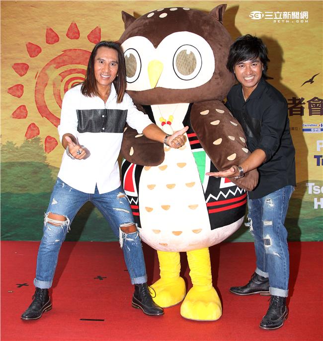 動力火車演唱「2016看見.太陽系列」活動的主題曲（太陽）。（記者邱榮吉/攝影）