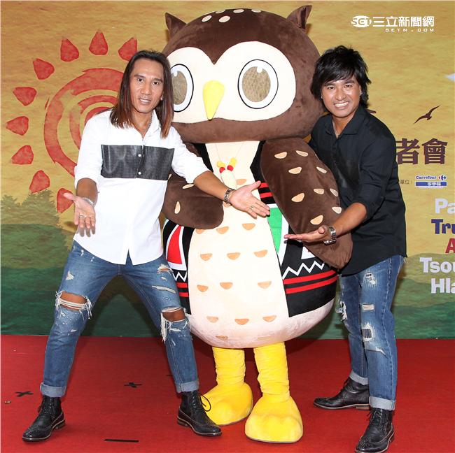 動力火車演唱「2016看見.太陽系列」活動的主題曲（太陽）。（記者邱榮吉/攝影）