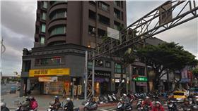 房仲（圖／翻攝自Google Map）
https://www.google.com.tw/maps/@25.068441,121.5184749,3a,75y,120.11h,96.54t/data=!3m6!1e1!3m4!1sypTxiV0cu8eyj-ZpD7r8qw!2e0!7i13312!8i6656