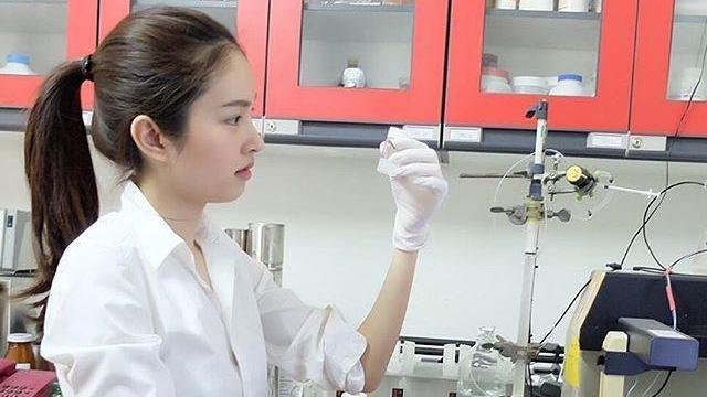 每科都拿A！泰最美變性人轉行當學霸