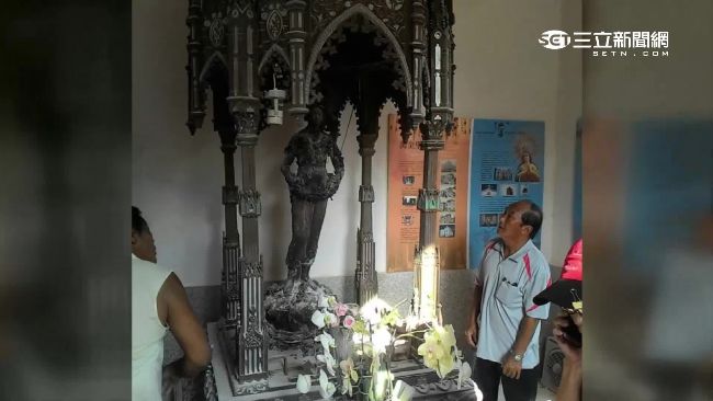 「聖母我老婆！」男精神異常火燒教堂
