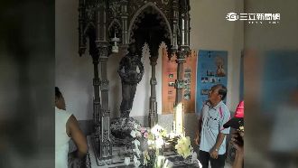 「聖母我老婆！」男精神異常火燒教堂