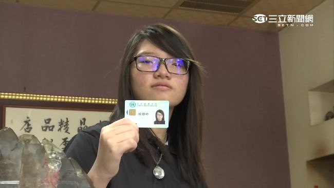 不捨媽媽被打…孝女勇敢上法庭爭母姓