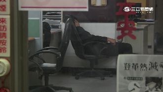 男酒駕撞斷神明一條手　進警局倒頭睡