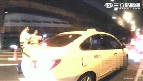 羅姓計程車司機喝酒載客遭警方攔檢逮捕（翻攝畫面）
