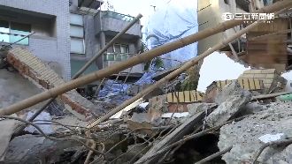 隔壁海砂屋拆一半　住戶家門遭堵氣炸