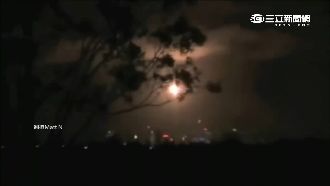 俄驚見幽浮？藍白電光火球在草地翻滾