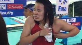 中國大陸20歲游泳女將傅園慧被泳衣彈到_http://www.weibo.com/2387391680/CuM966JxW?from=page_1005052387391680_profile&wvr=6&mod=weibotime&type=comment