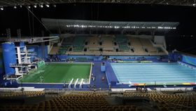 奧運泳池變綠色（圖／美聯社／達志影像）