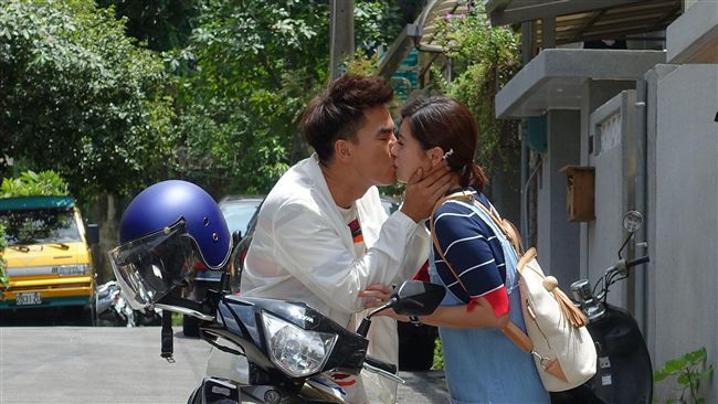 感冒吻上柯有倫　林予晞笑言愛粗人