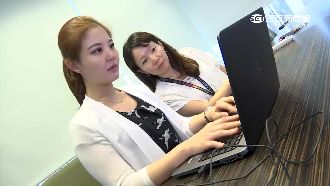 不怕被看光！螢幕防窺片保密100%