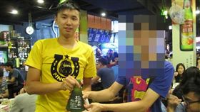 台大澳門僑生陳皓揚涉嫌虐殺貓咪／台大壁球社 NTU Squash Club 佈告欄