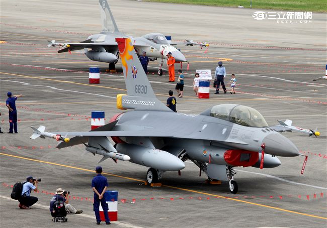 F16戰機。（記者邱榮吉/花蓮拍攝）