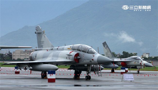 M2000-5幻象戰機。（記者邱榮吉/花蓮拍攝）