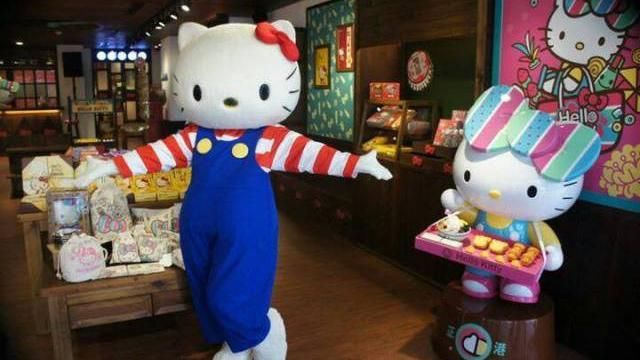週年慶HELLO KITTY變裝