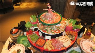 君品羅馬美食節　芭比穿上肉片裝吸睛