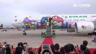 Kitty機成歷史？長榮將推酷企鵝