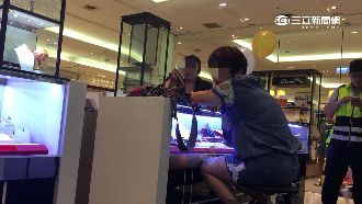 無人接手！女偷百萬鑽戒竟無證據