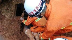 台灣旅行團福建遇山崩（圖／翻攝自央視微博）