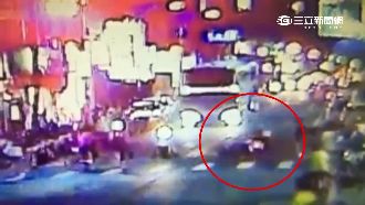 男大生騎車闖紅燈　撞飛男童死不承認