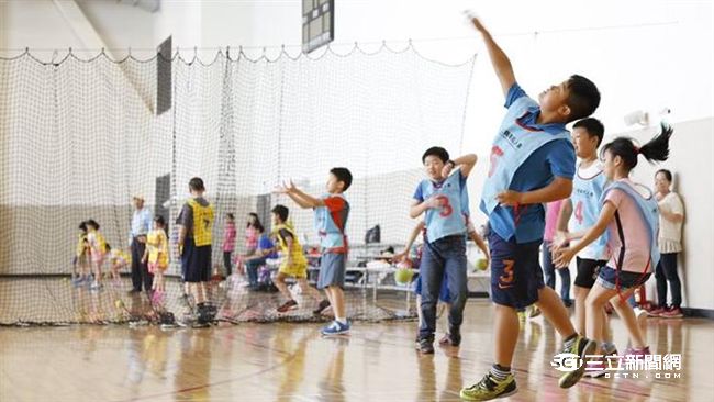 孩童暑假宅在家　醫：收假時恐會焦慮