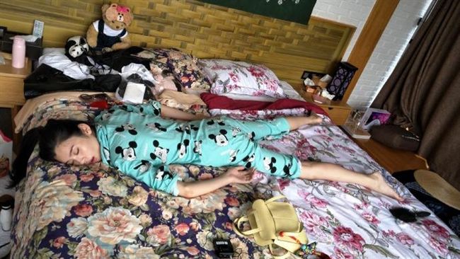 賣名模睡顏！陳喬恩釣出「國民老公」