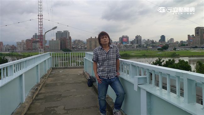 伍佰玩IG攝影　南美友人讚亞洲英雄