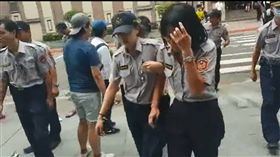 台大,陳皓揚,大橘子,斑斑,動保人士,圍毆,交保,逃亡,限制出境,法警,虐貓(翻攝畫面)