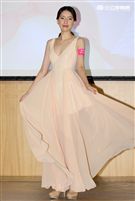 氣質女伶陳匡怡彩妝保養有一套。（記者邱榮吉/攝影）