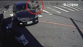 f看三小打女1800