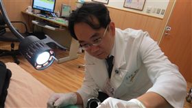 腹痛別輕忽！大腸癌造成腸套疊　老太太險死(圖/台中慈院)
