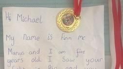 男童,安慰,愛爾蘭,Michael Conlan
翻攝自Michael Conlan推特