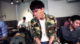 周定緯改編張婷婷《bobobo》/YouTube