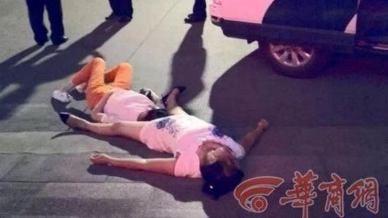 2婦人大吵8小時　最後竟然都昏倒