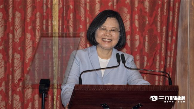 蔡英文射三支箭　首提職棒有6隊空間
