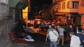 土耳其加濟安泰普（Gaziantep）婚禮遭炸彈客攻擊（圖／美聯社／達志影像）
