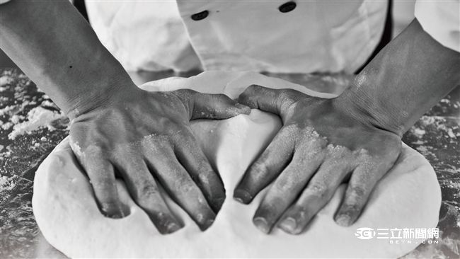 珍珠寶貝球  吃下進化神奇寶貝大師