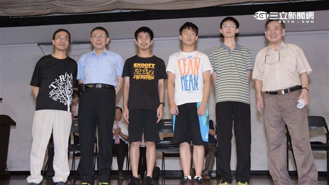 雙城論壇聊九二共識　柯文哲打太極