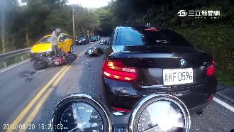 壓車跨線撞小黃　北宜騎士慘遭拋飛