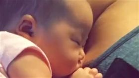 秦昊,小米粒（圖／翻攝自伊能靜微博）
http://tw.weibo.com/yinengjing/4010976153703225