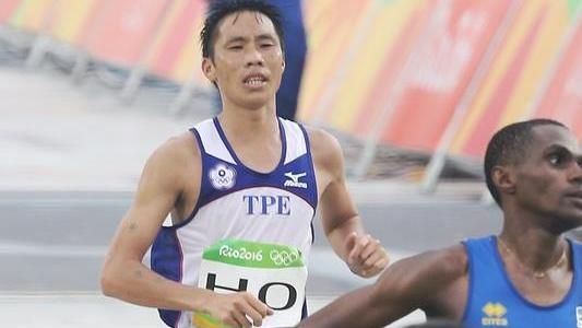 馬拉松何盡平完賽歡呼　可以回家啦！