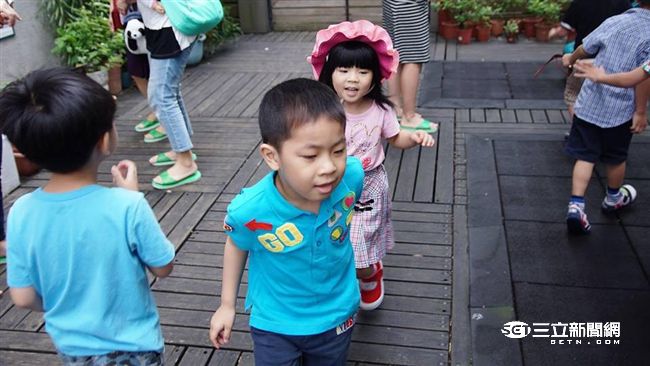 準新生哭鬧不上學？醫授四招擺平