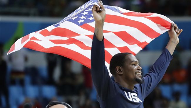 30分大破塞國　美國男籃金牌三連霸