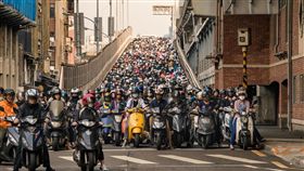 台北橋,台北,機車,交通,車流量,空汙,塞車（圖／shutterstock／達志影像）