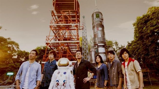 五月天新MV…梁家輝演出「頑固」心