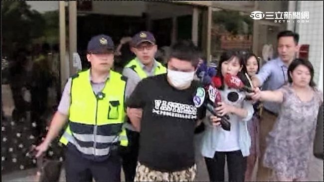 借錢打公用電話未果　失戀男怒砍保全