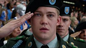 比利‧林恩的中場戰事
圖／翻攝自YouTube